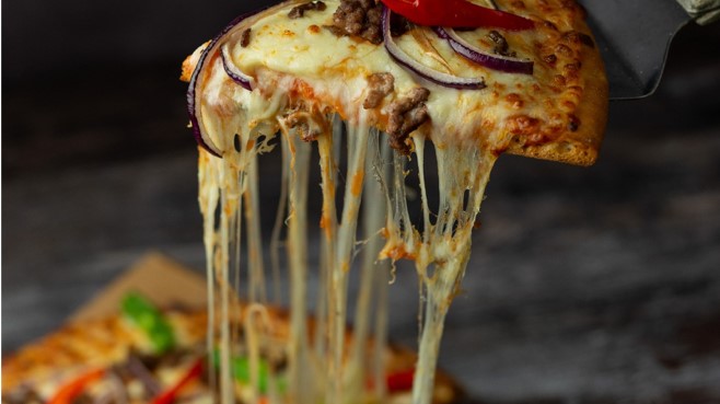 Spicy Beef & Mixed Pepper Pizza